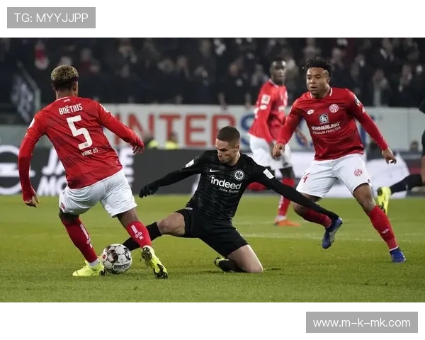 美因茨以逸待劳,门兴残阵客场难有作为 美因茨以逸待劳,门兴残阵客场难有作为